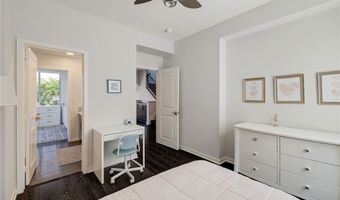5515 Palm Dr, Hawthorne, CA 90250