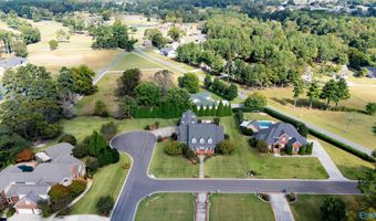 444 Turnberry Ln, Albertville, AL 35951