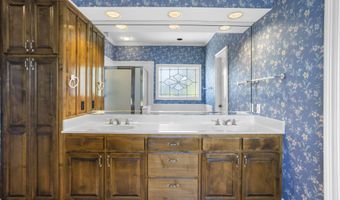 376 Lakeview Blvd, Biloxi, MS 39531