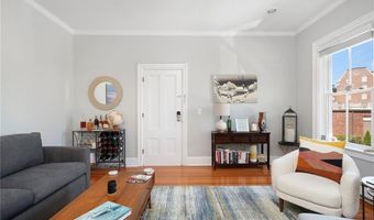 109 Church St 3, Newport, RI 02840