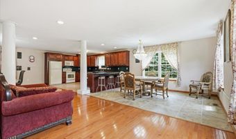 63 Fox Hill Rd, Albrightsville, PA 18210