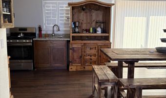 42650 N Wayne Rd, Ash Fork, AZ 86320