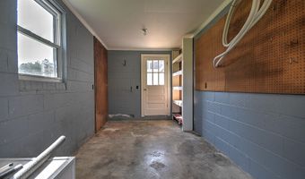 15497 Porterfield Hwy, Abingdon, VA 24210