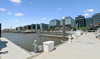 650 WHARF St SW Z-01, Washington, DC 20024