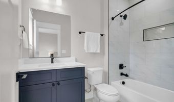 5617 23RD St N, Arlington, VA 22205
