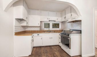221 James St, Allegan, MI 49010