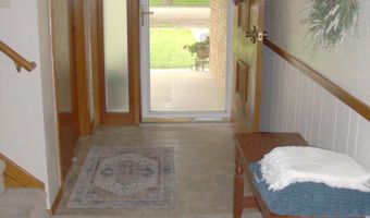 1521 S 7th St, Aberdeen, SD 57401