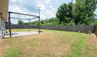 2001 Yukon Dr, Barling, AR 72923