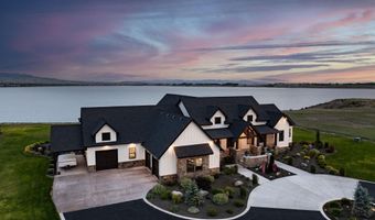 281 Lakeshore Dr, American Falls, ID 83211