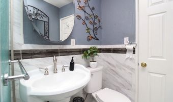 2225 W 153rd St, Compton, CA 90220