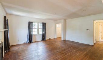 1405 Grand Ave, Ames, IA 50010