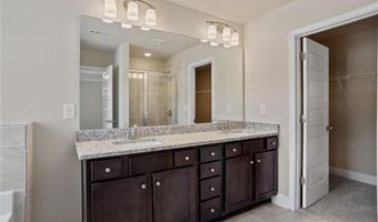 7360 Rocklin Ln, Flowery Branch, GA 30542