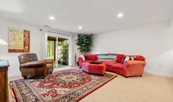 34 Turnberry Rd 34, Bourne, MA 02532