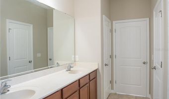 1860 SKYVIEW Dr, Auburndale, FL 33823