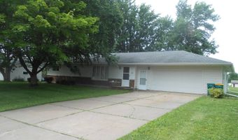 303 S 2nd Ln, Abbotsford, WI 54405