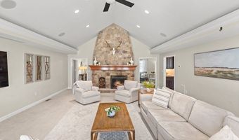 12 Alonesos Way, Andover, MA 01810