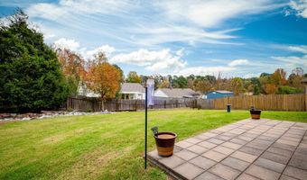 1832 Milburn Dr, Benton, AR 72015