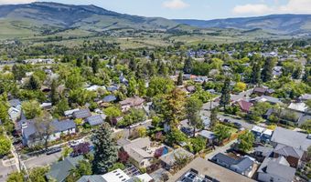 746 C St, Ashland, OR 97520