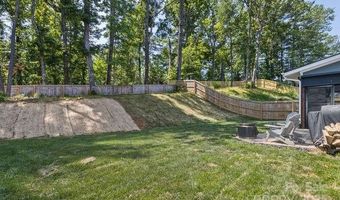 207 Weybridge Dr, Arden, NC 28704