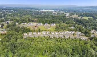6 Mystique Ln 6, Cromwell, CT 06416