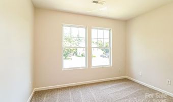402 Smokehouse Ln, Albemarle, NC 28001