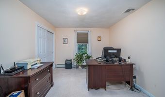 17 Wood Cove Dr, Coventry, RI 02816