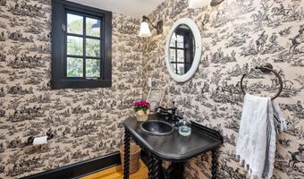 560 RICHMOND Rd, Amissville, VA 20106