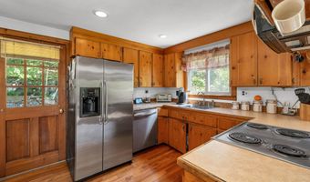 222 Main St, Alton, NH 03809