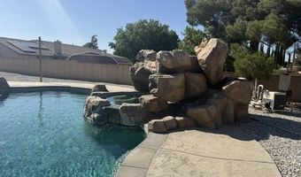 13375 Rincon Rd, Apple Valley, CA 92308