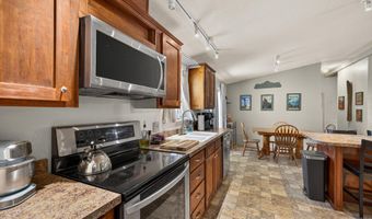 107 S Van Wyck Ave, Cascade, ID 83611