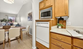 920 Mountain Meadows Cir, Ashland, OR 97520