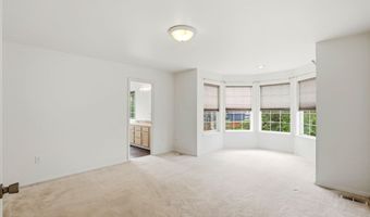 9070 Cathedral Pl, Anchorage, AK 99507
