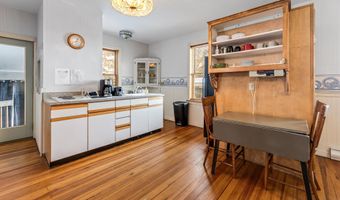 405 N Main St, Alma, WI 54610