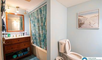 1208 E Susquehanna St, Allentown, PA 18103