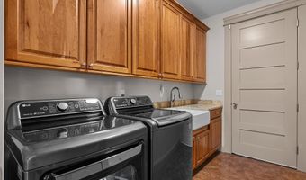 97972 SEA BREEZE Way, Brookings, OR 97415