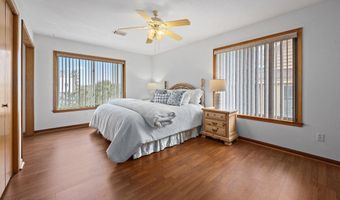 1879 BEACH Ave, Atlantic Beach, FL 32233