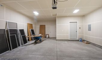 721 Spaniel Ln, Belgrade, MT 59714