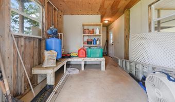 424 Riverview Dr, Bay St. Louis, MS 39520