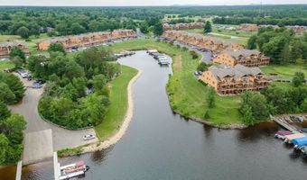 1824-2 Parkland Dr 0602, Arkdale, WI 54613