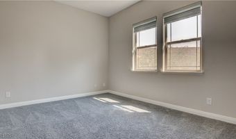 2124 Pont National Dr, Henderson, NV 89044