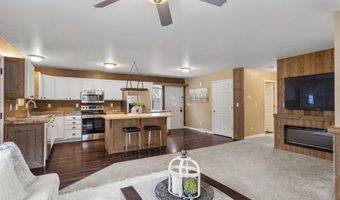 1318 W HARRIS St, Appleton, WI 54914
