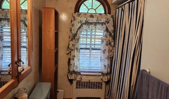 536 Old Glen Ave, Berlin, NH 03570