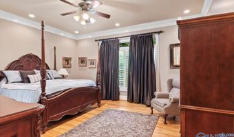 280 St Andrews Ln, Albertville, AL 35951