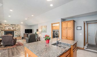 4085 Wildwood Dr, Allegan, MI 49010