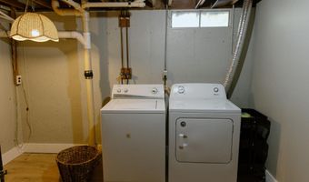 786 Adaway Ave SE, Ada, MI 49301