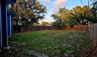 329 N 10th St, Aransas Pass, TX 78336
