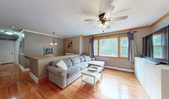 24 Hillside Cir, Brookfield, CT 06804