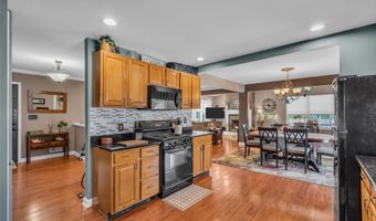 220 Edward Ave, Bayville, NJ 08721
