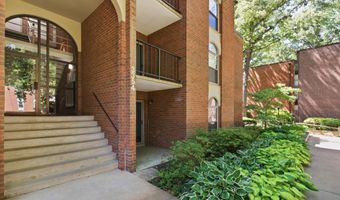 3354 WOODBURN Rd 12, Annandale, VA 22003