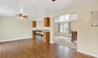 10 HEIGHTS Ct, Abbottstown, PA 17301